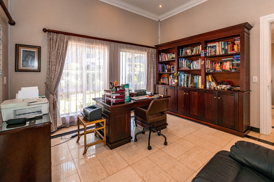 4 Bedroom Property for Sale in Ballitoville KwaZulu-Natal