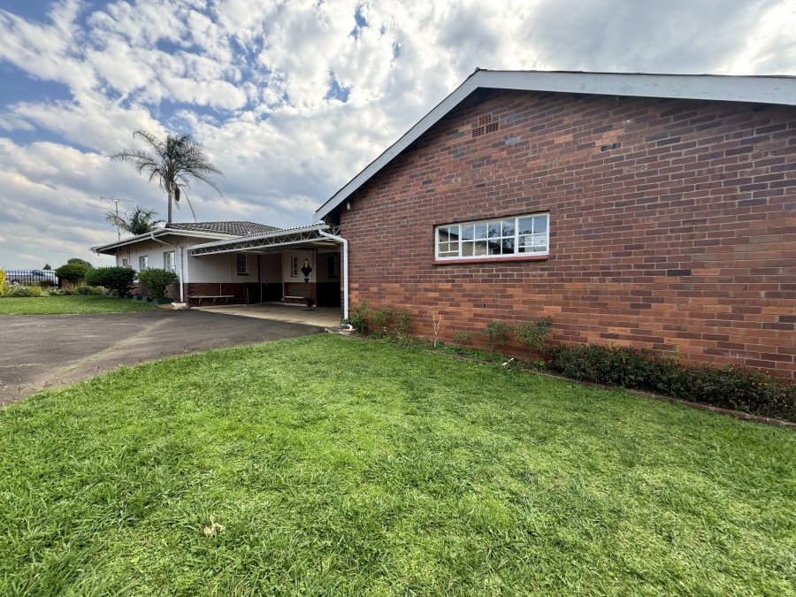 5 Bedroom Property for Sale in Howick West KwaZulu-Natal
