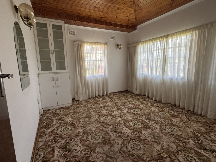 5 Bedroom Property for Sale in Howick West KwaZulu-Natal