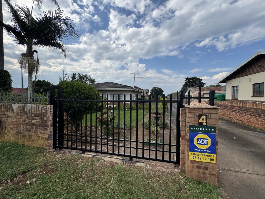 5 Bedroom Property for Sale in Howick West KwaZulu-Natal