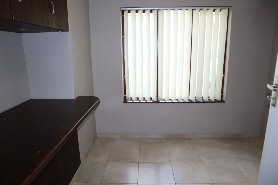 To Let 3 Bedroom Property for Rent in Pinetown KwaZulu-Natal