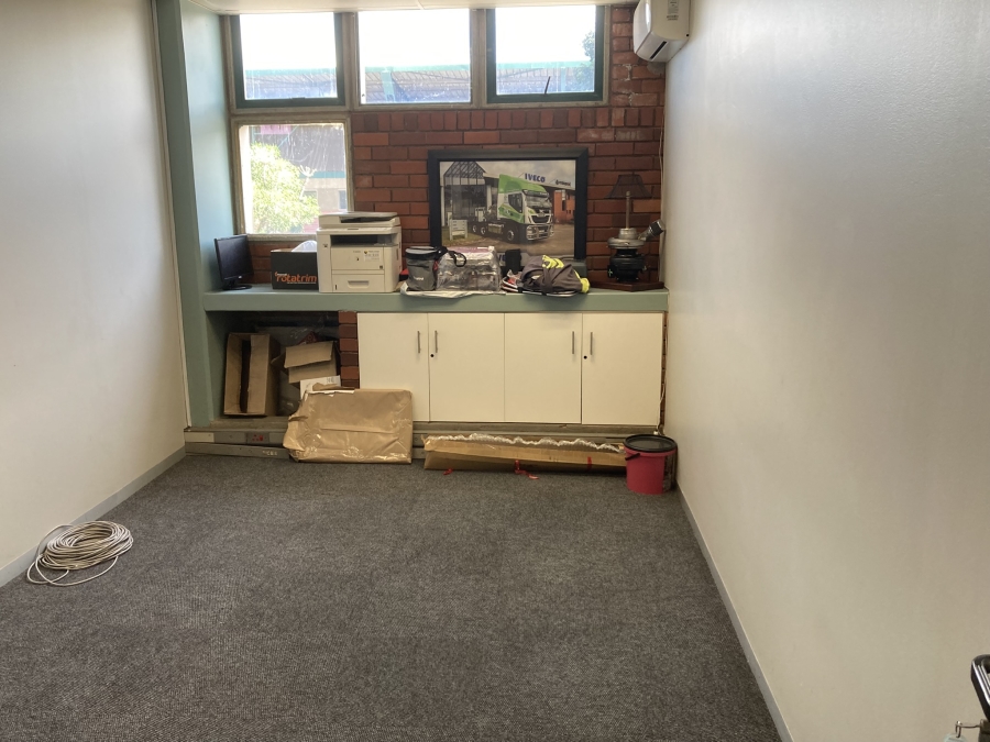 To Let Commercial Property for Rent in Westmead KwaZulu-Natal