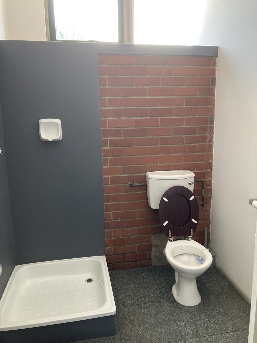 To Let Commercial Property for Rent in Westmead KwaZulu-Natal