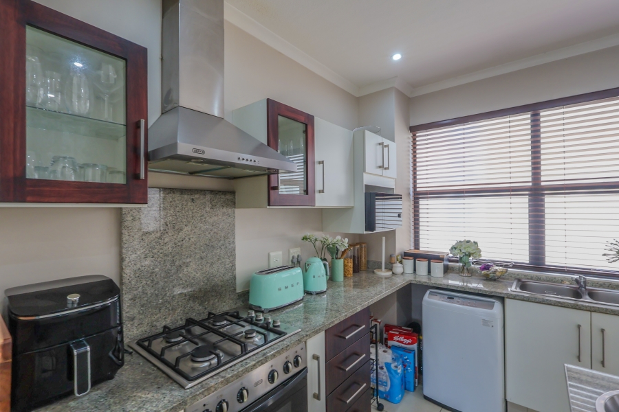 2 Bedroom Property for Sale in Hillcrest Central KwaZulu-Natal