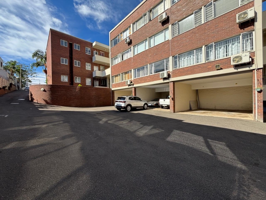 2 Bedroom Property for Sale in Essenwood KwaZulu-Natal