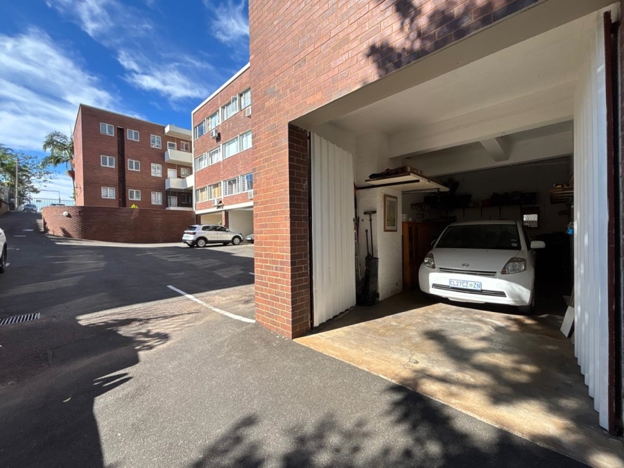 2 Bedroom Property for Sale in Essenwood KwaZulu-Natal