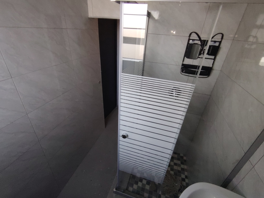 2 Bedroom Property for Sale in Morningside KwaZulu-Natal