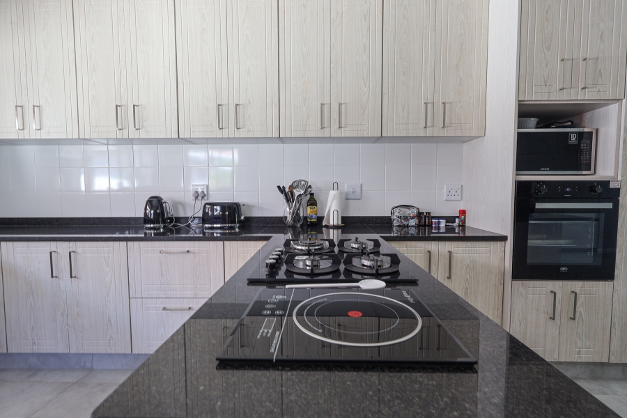 3 Bedroom Property for Sale in Amanzimtoti KwaZulu-Natal