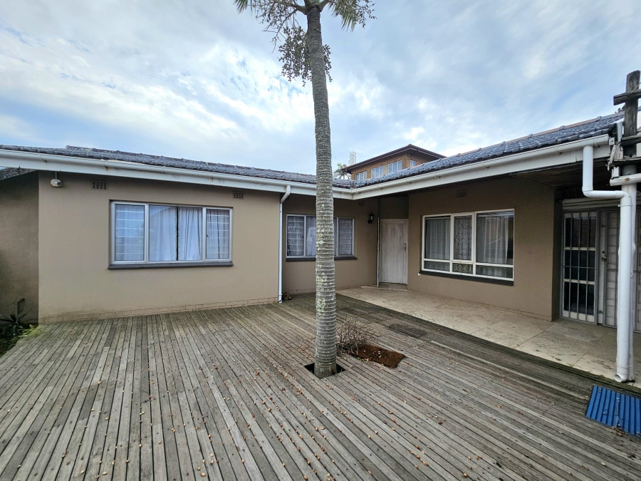 To Let 3 Bedroom Property for Rent in Ocean View KwaZulu-Natal
