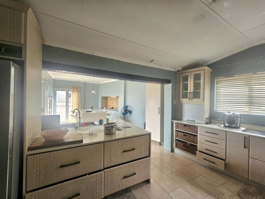 To Let 3 Bedroom Property for Rent in Ocean View KwaZulu-Natal