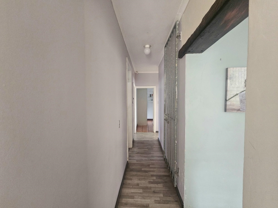 To Let 3 Bedroom Property for Rent in Ocean View KwaZulu-Natal