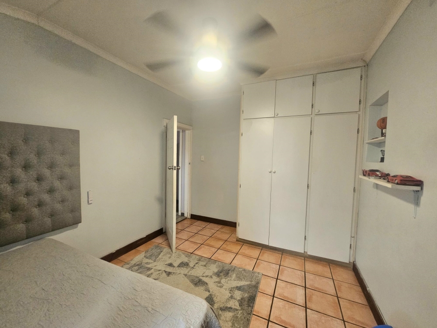 To Let 3 Bedroom Property for Rent in Ocean View KwaZulu-Natal