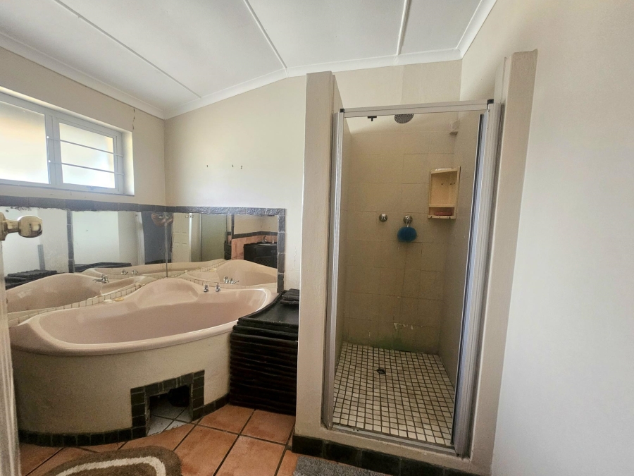 To Let 3 Bedroom Property for Rent in Ocean View KwaZulu-Natal
