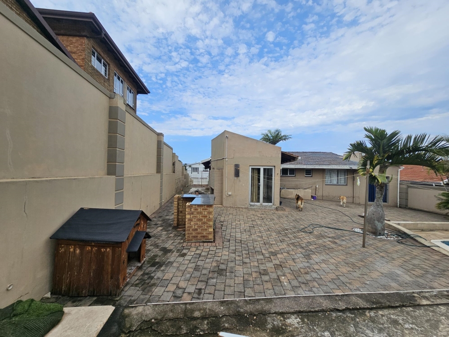 To Let 3 Bedroom Property for Rent in Ocean View KwaZulu-Natal