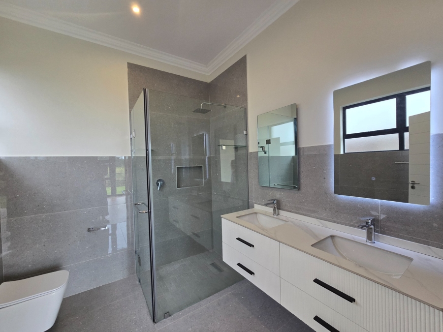 To Let 2 Bedroom Property for Rent in New Salt Rock City KwaZulu-Natal
