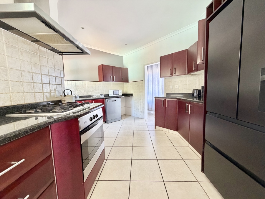5 Bedroom Property for Sale in Ballito Central KwaZulu-Natal