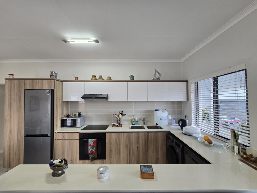 To Let 2 Bedroom Property for Rent in Ballito Central KwaZulu-Natal