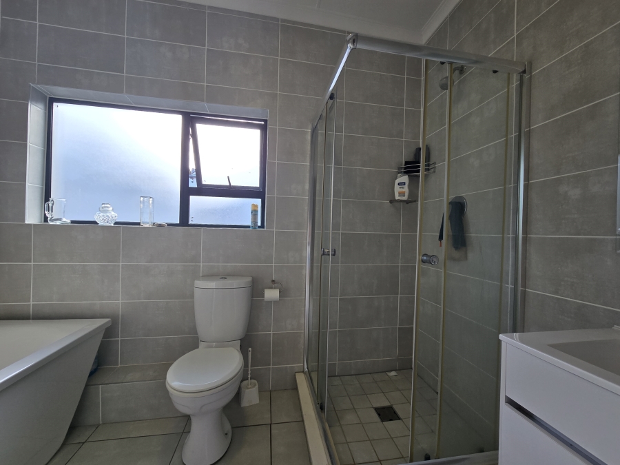 To Let 2 Bedroom Property for Rent in Ballito Central KwaZulu-Natal