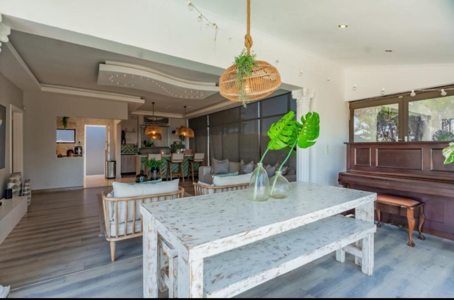 4 Bedroom Property for Sale in Bluff KwaZulu-Natal