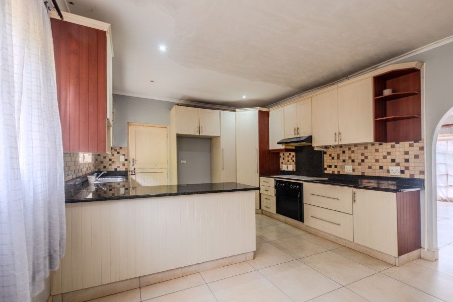 3 Bedroom Property for Sale in Glen Hills KwaZulu-Natal