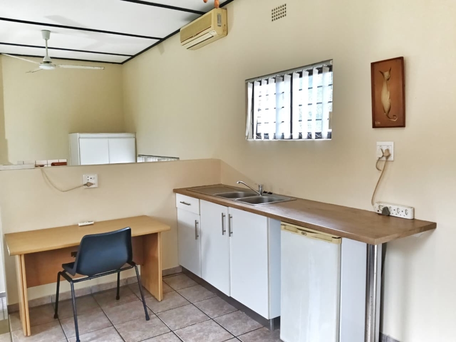 To Let 1 Bedroom Property for Rent in Meer En See KwaZulu-Natal
