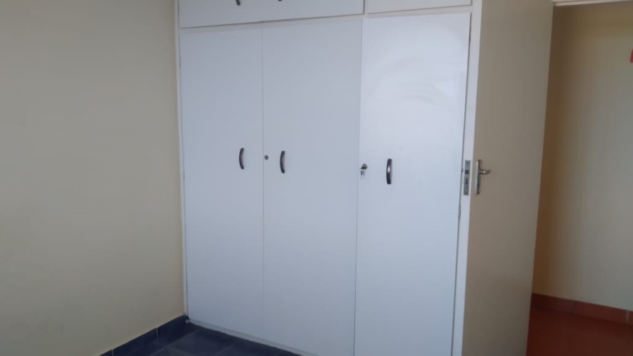 2 Bedroom Property for Sale in Morningside KwaZulu-Natal