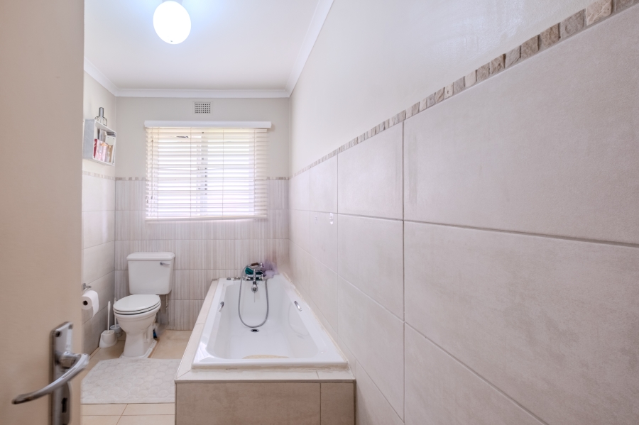 3 Bedroom Property for Sale in Somerset Park KwaZulu-Natal