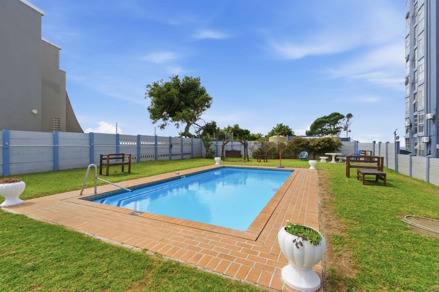 2 Bedroom Property for Sale in Amanzimtoti KwaZulu-Natal