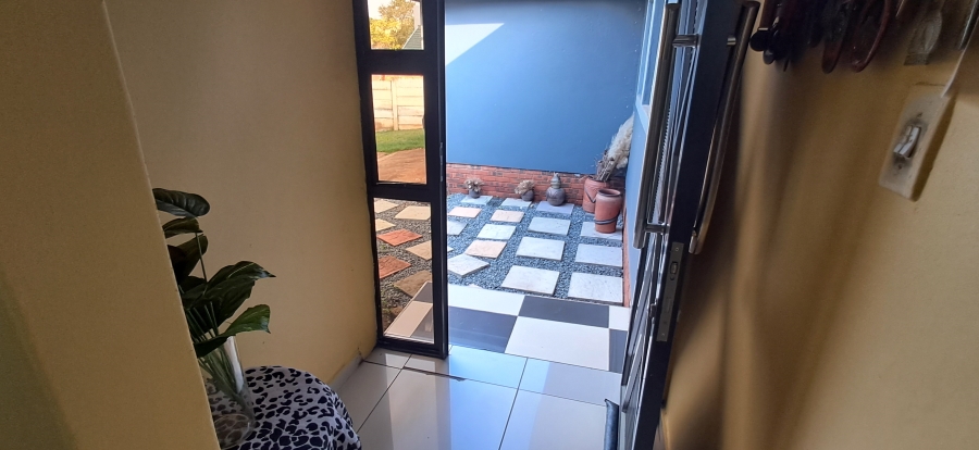 3 Bedroom Property for Sale in Signal Hill KwaZulu-Natal