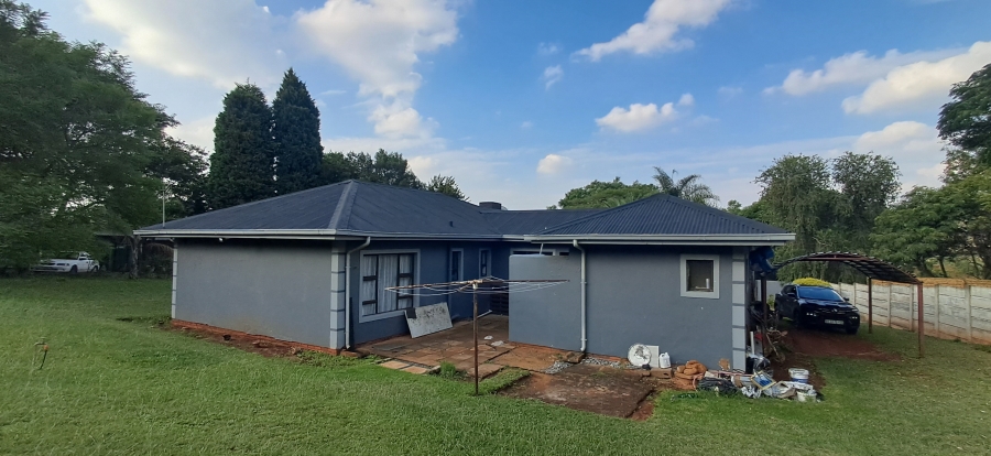 3 Bedroom Property for Sale in Signal Hill KwaZulu-Natal