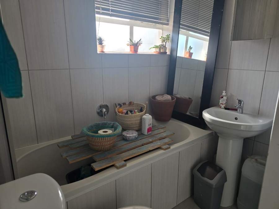 1 Bedroom Property for Sale in Pinetown KwaZulu-Natal