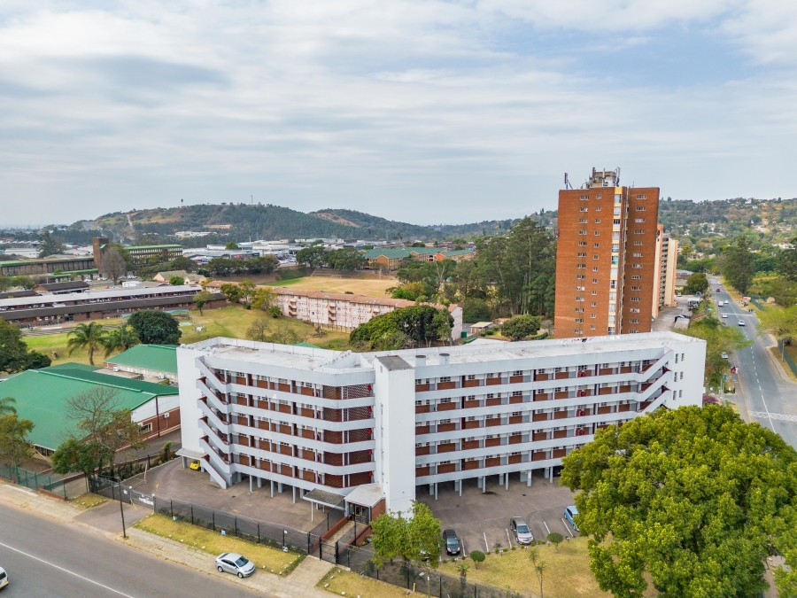 1 Bedroom Property for Sale in Pinetown KwaZulu-Natal
