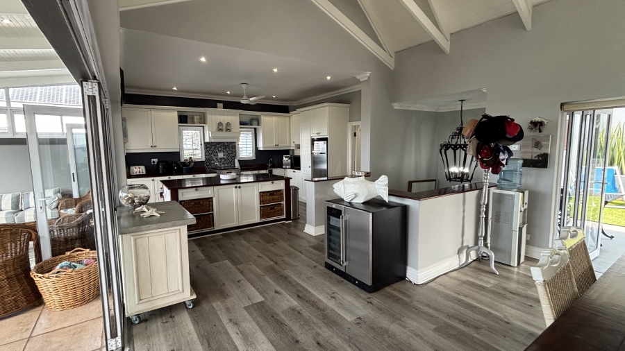 4 Bedroom Property for Sale in Prince