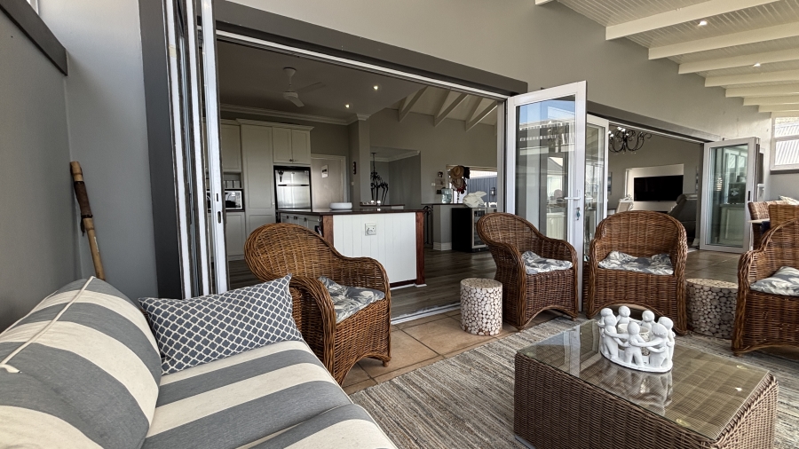 4 Bedroom Property for Sale in Prince