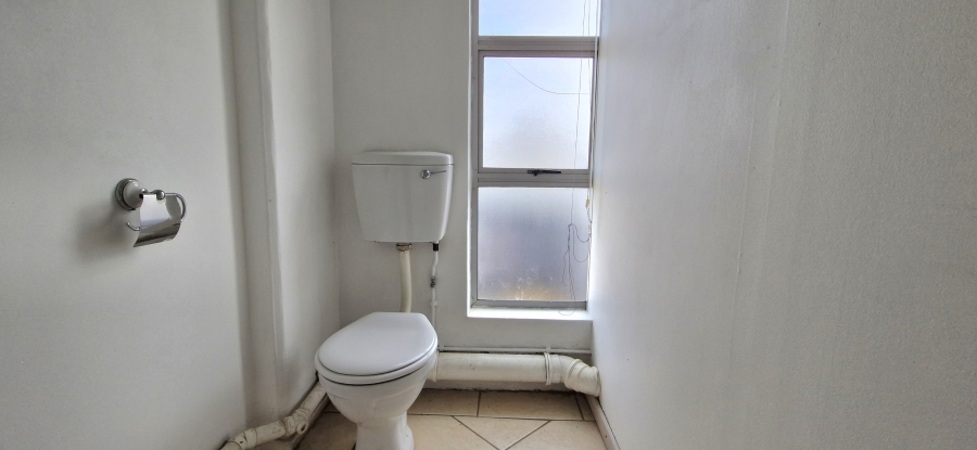 To Let Commercial Property for Rent in New Town Centre KwaZulu-Natal