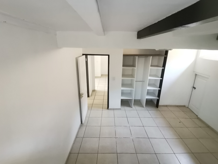 1 Bedroom Property for Sale in Umbilo KwaZulu-Natal