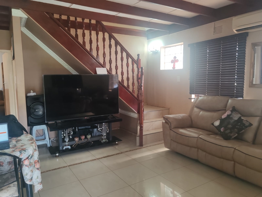 4 Bedroom Property for Sale in Southgate KwaZulu-Natal