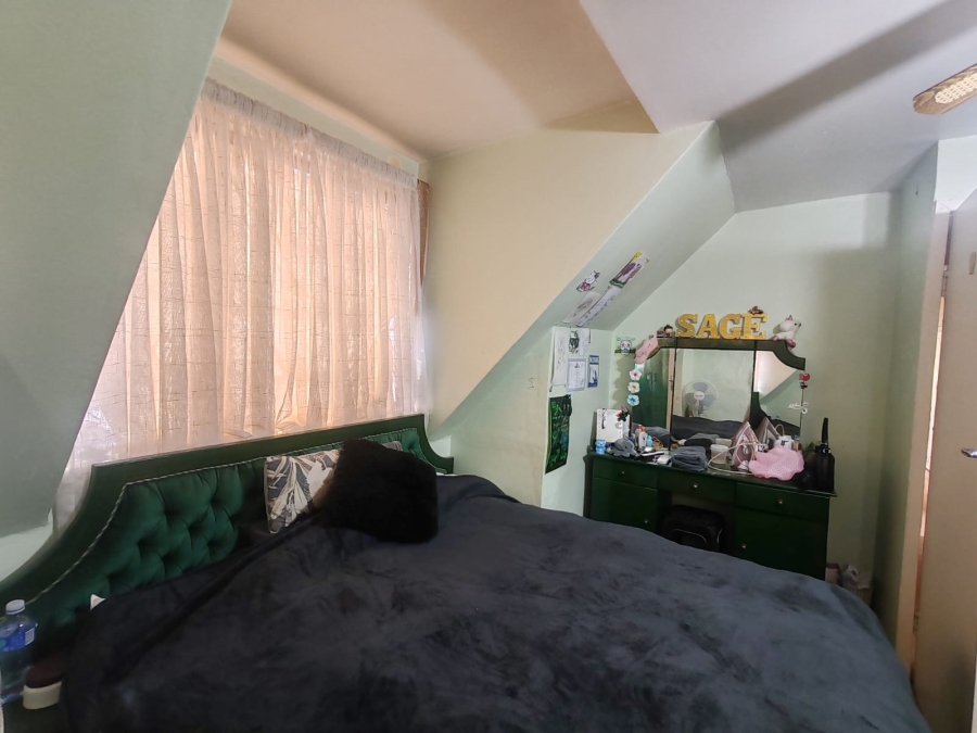 4 Bedroom Property for Sale in Southgate KwaZulu-Natal