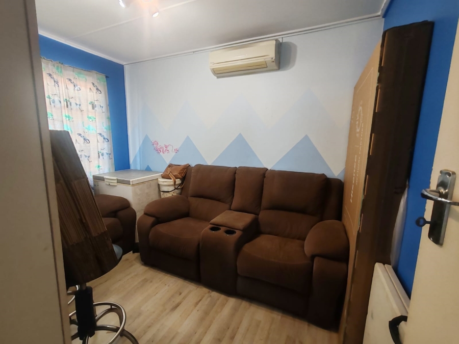 4 Bedroom Property for Sale in Southgate KwaZulu-Natal