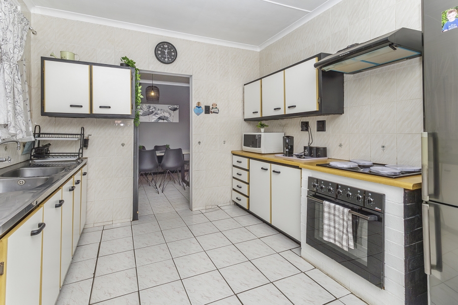 3 Bedroom Property for Sale in Mount Vernon KwaZulu-Natal