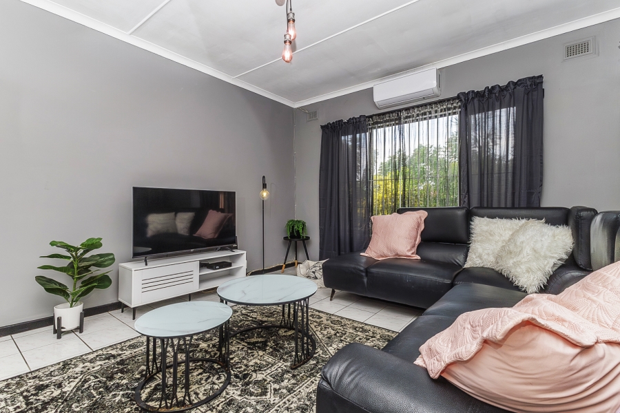 3 Bedroom Property for Sale in Mount Vernon KwaZulu-Natal