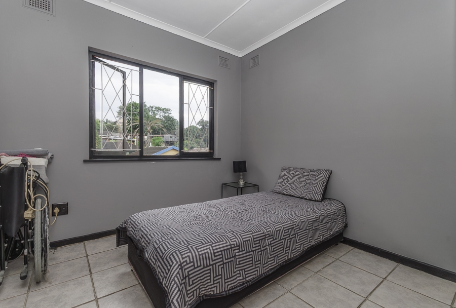 3 Bedroom Property for Sale in Mount Vernon KwaZulu-Natal