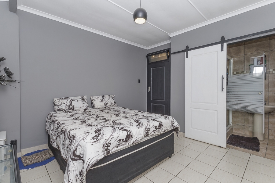 3 Bedroom Property for Sale in Mount Vernon KwaZulu-Natal