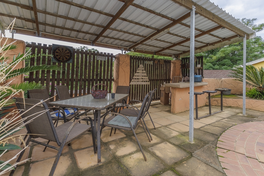 3 Bedroom Property for Sale in Mount Vernon KwaZulu-Natal