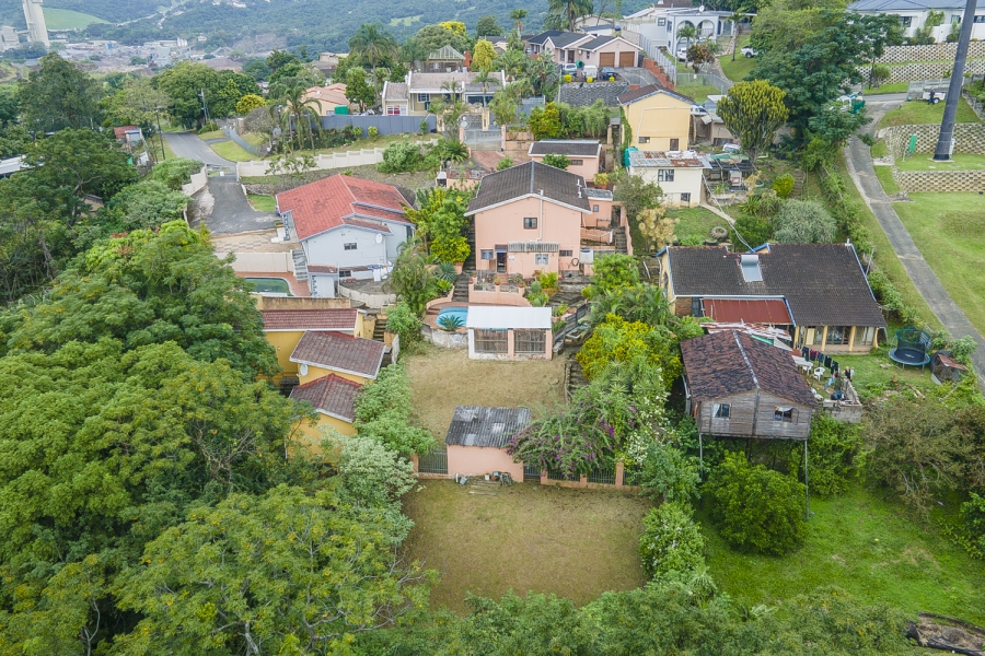 3 Bedroom Property for Sale in Mount Vernon KwaZulu-Natal