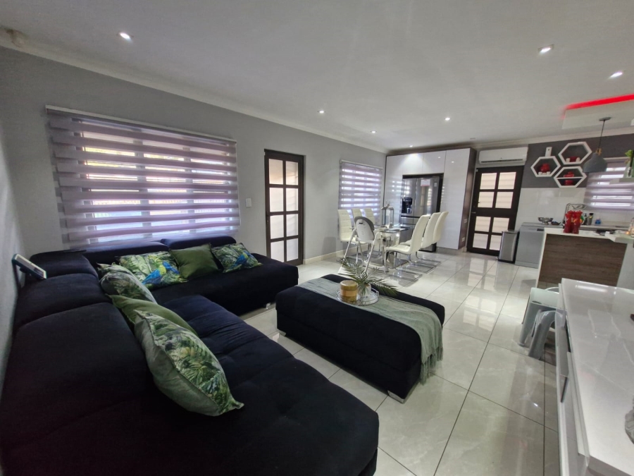 3 Bedroom Property for Sale in Escombe KwaZulu-Natal