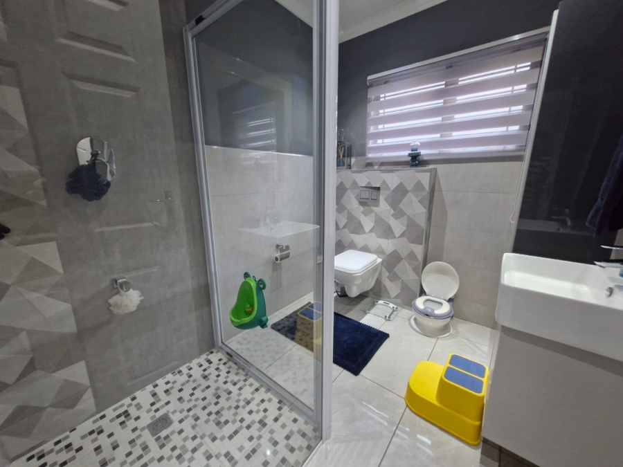 3 Bedroom Property for Sale in Escombe KwaZulu-Natal