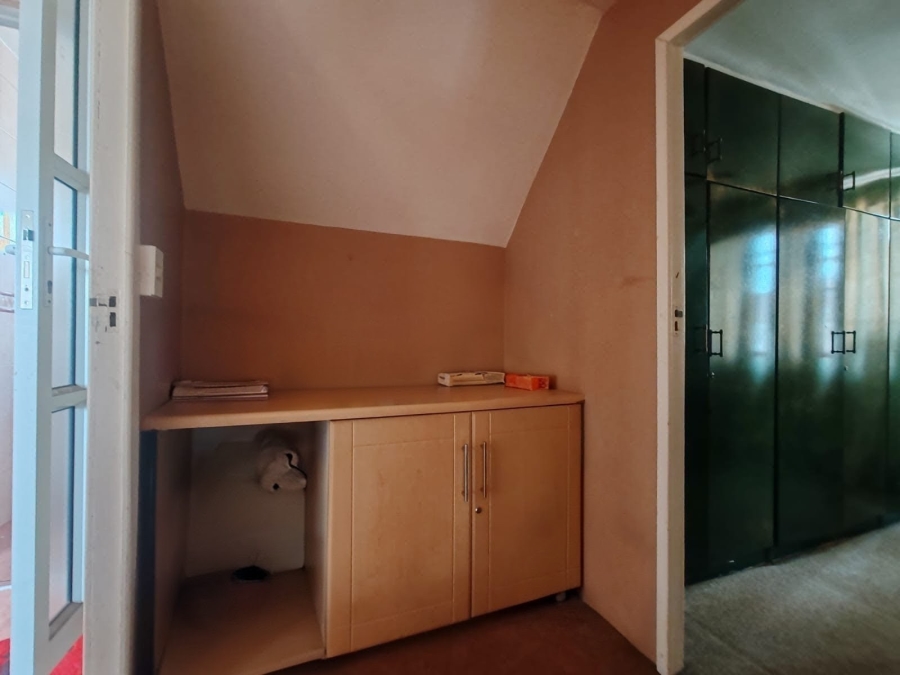 4 Bedroom Property for Sale in Southgate KwaZulu-Natal