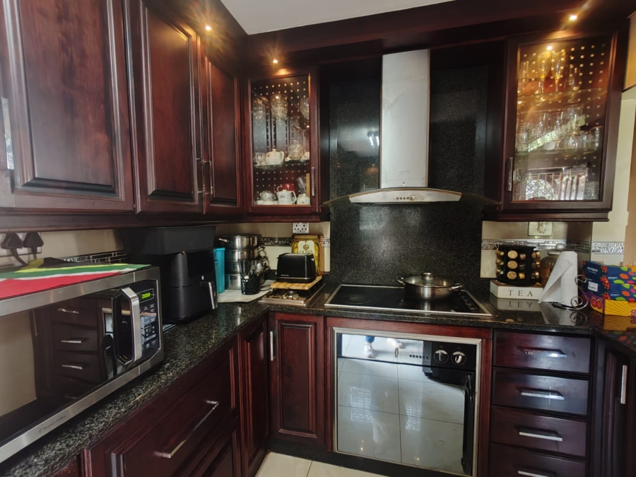 4 Bedroom Property for Sale in Southgate KwaZulu-Natal