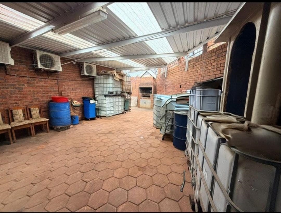 4 Bedroom Property for Sale in Southgate KwaZulu-Natal